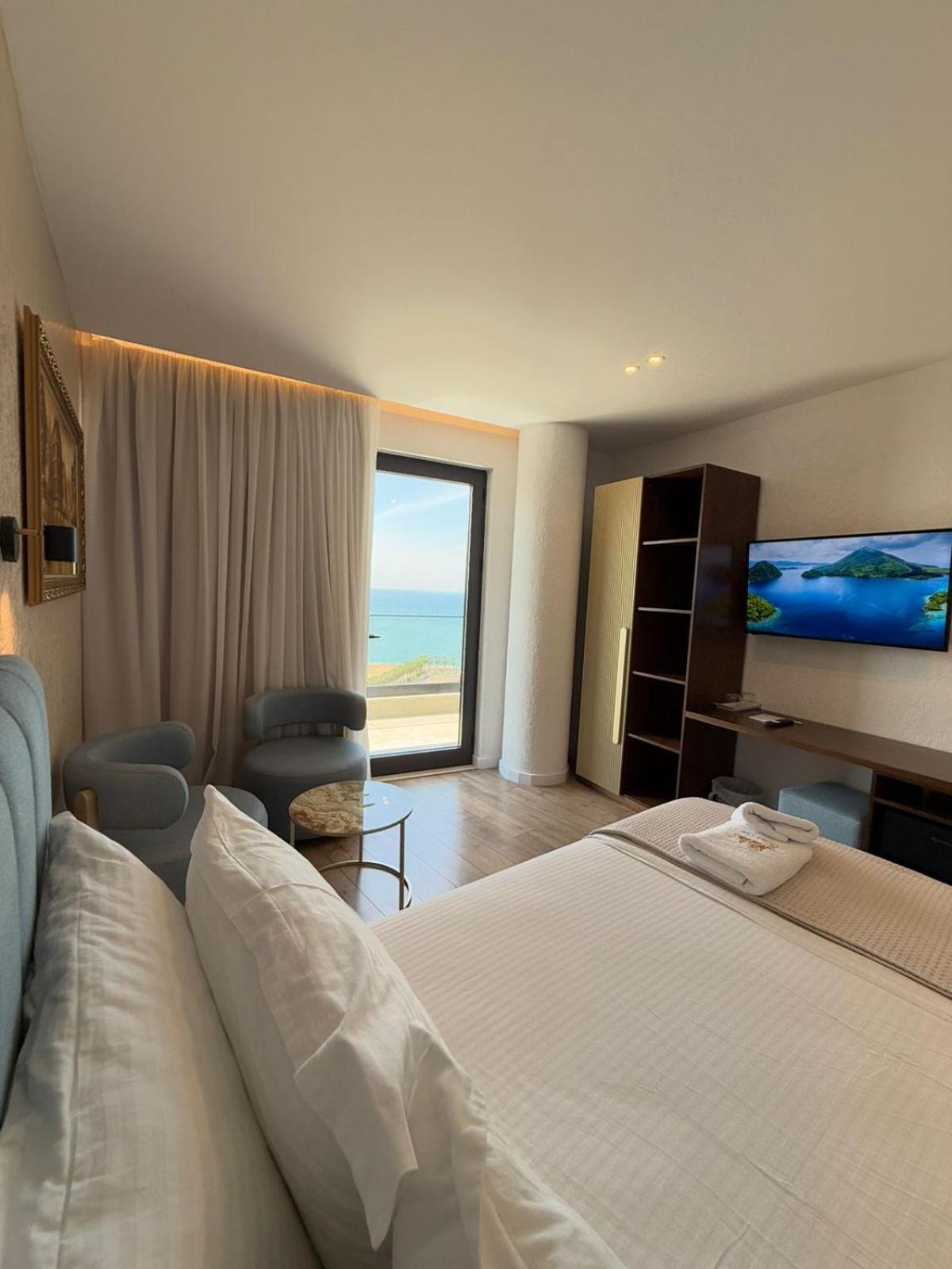 The Queen'S Lion Premium Hotel Saranda Extérieur photo