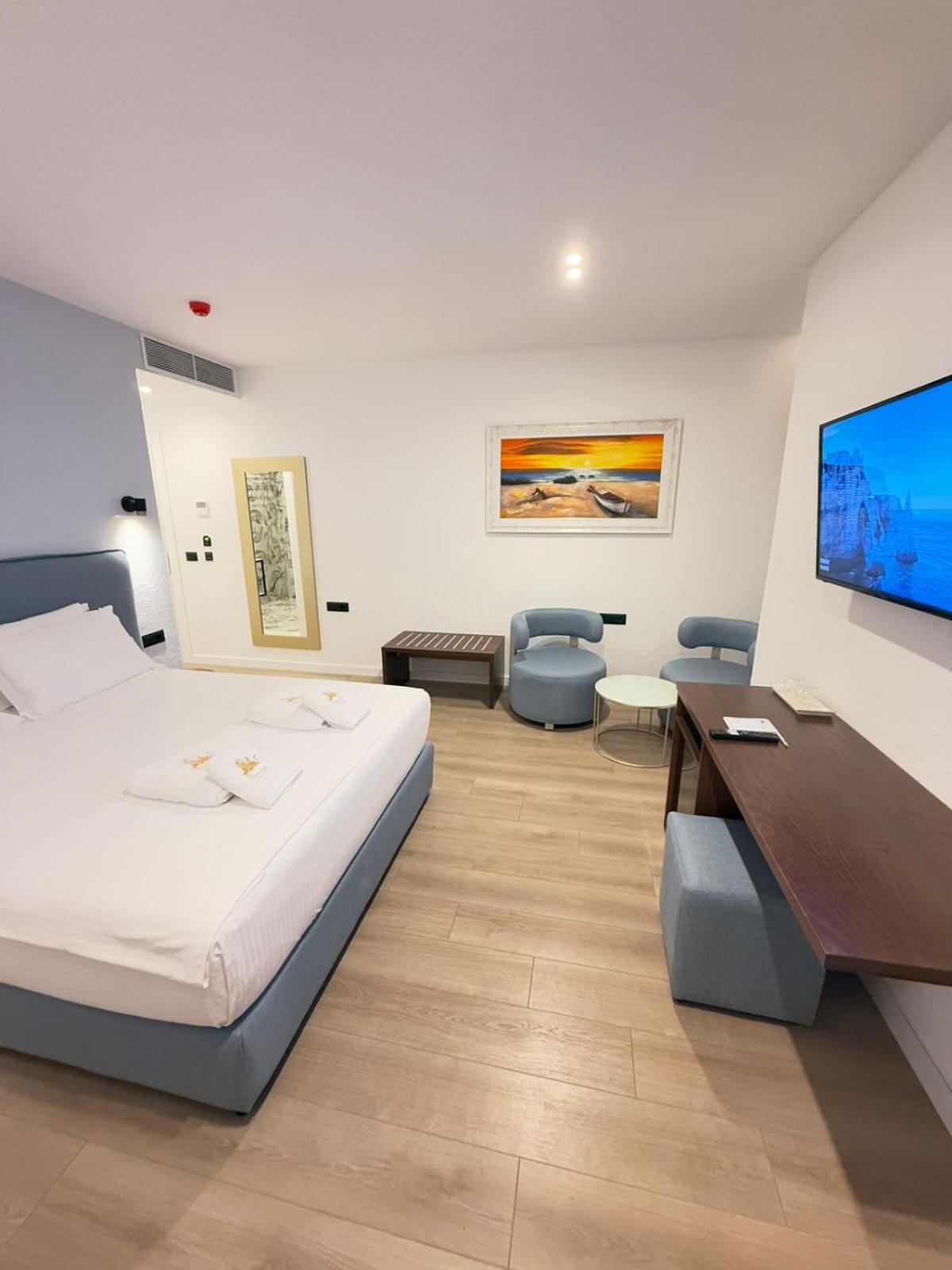 The Queen'S Lion Premium Hotel Saranda Extérieur photo