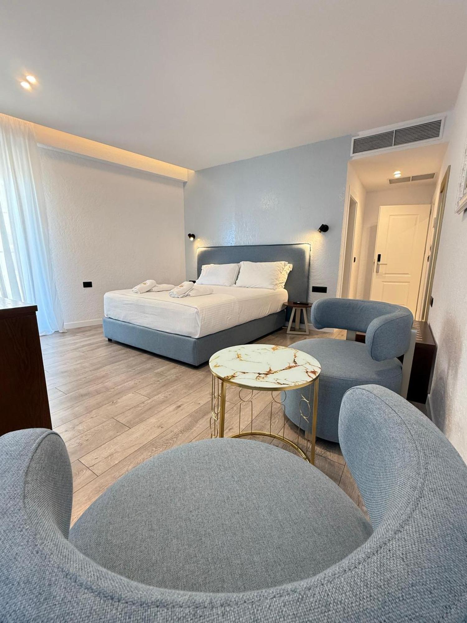 The Queen'S Lion Premium Hotel Saranda Extérieur photo
